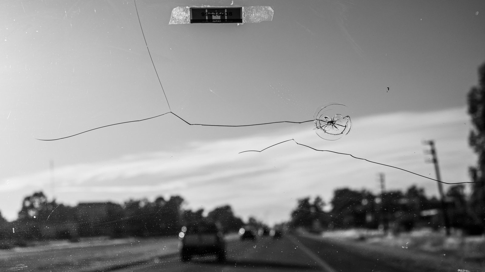 Windscreen chip repair service